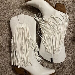 BEAST FASHION White Fringe Heeled Boots